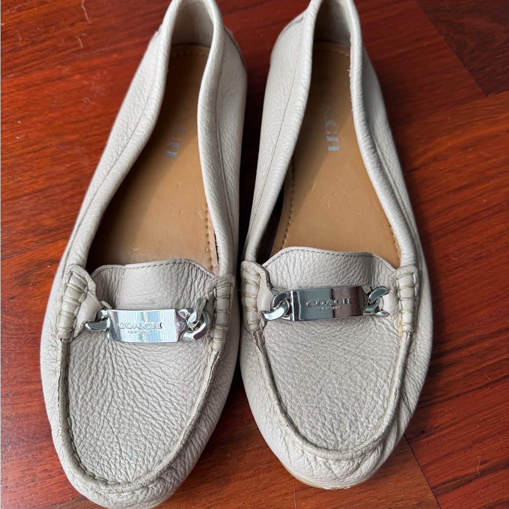 Coach Beige Leather Loafers for Women size 7.5 EUC